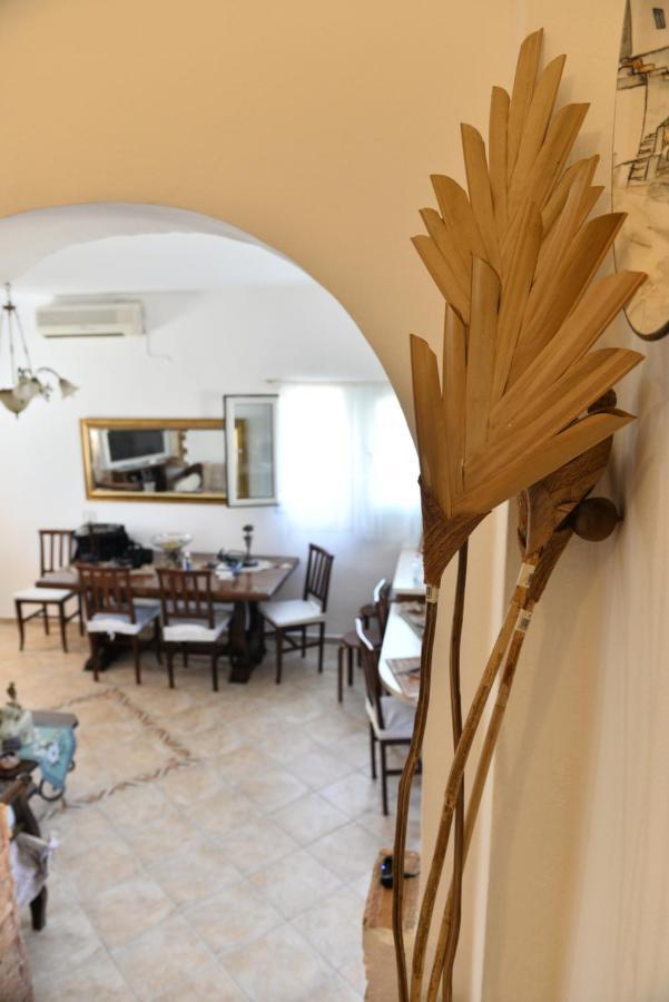 Κυκλαδίτικη Βίλα Στην Παραλία Αντώνηδες, Κύθνου Kythnos Bagian luar foto